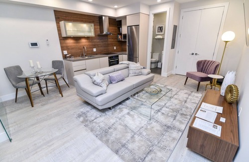 Reed-Cooke Apartment | Amazing Condo in heart of Dupont Circle