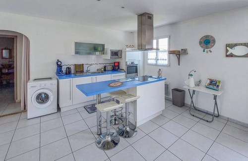 Saint-Michel-en-l'Herm House | Amazing home in Saint Michel en l'Herm