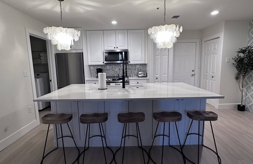 Harbour Island Apartment | Amazing Harbour Island location. nThis is a perfect spot for a beautiful stay.