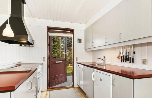Dronningmolle House | Amazing home in Dronningmølle with WiFi