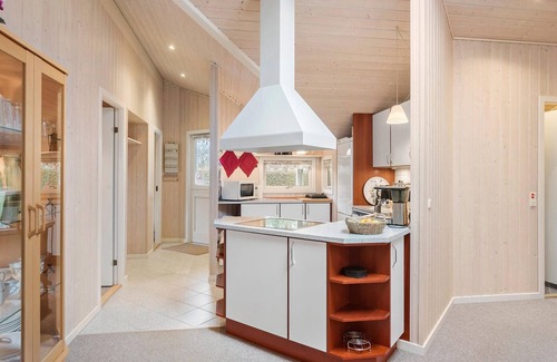 Dannemare House | Amazing home in Dannemare with kitchen