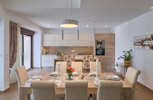 Gracisce House | Amazing home in Gracisce