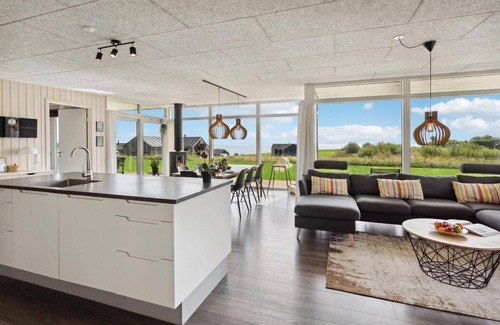 Kelstrup House | Amazing home in Haderslev with kitchen