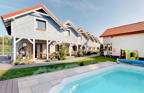 Karwia House | Amazing home in Karwia with WiFi