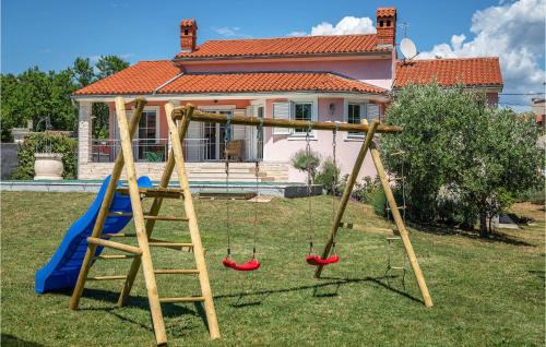 Marcana House | Amazing Home In Marcana With Wifi