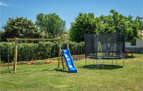 Marcana House | Amazing Home In Marcana With Wifi