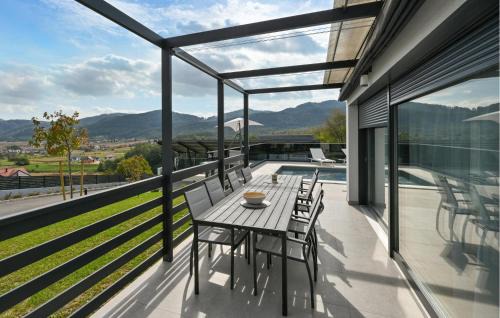 Varazdin House | Amazing Home In Margecan With Wifi