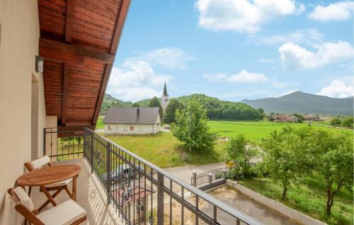 Otocac House | Amazing Home In Prozor With Kitchen