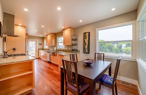 McKinleyville House | Amazing home with a spectacular panoramic ocean view, deck, BBQ and hot tub