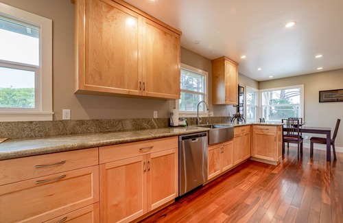 McKinleyville House | Amazing home with a spectacular panoramic ocean view, deck, BBQ and hot tub