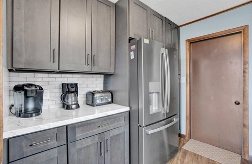 Tobyhanna House | Amazing Lake Views, Game room, Private Beach, Hot Tub, Boats and Firepit