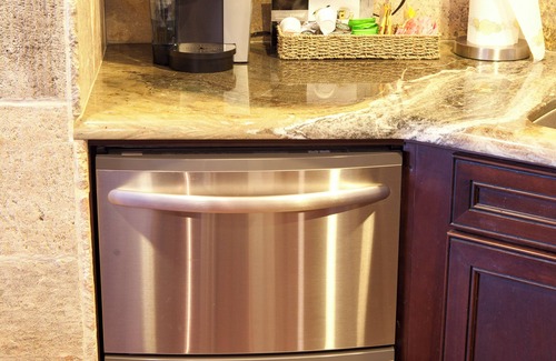 Avalon Villa | Amazing Luxury ocean front Hamilton Cove Villa w/electric cart