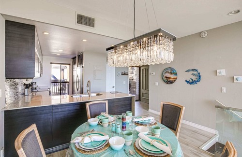 Marina Pacifica Condo | Amazing Marina Condominium in Long Beach, California drive to Disney & More!