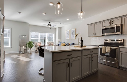 Nashville Condo | Amazing new three bedroom townhouse (end unit)