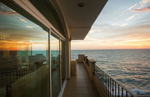Mazatlan Condo | AMAZING oceanfront views! Beautiful 3 Bedroom Condo in Tiara Sands, Mazatlan!
