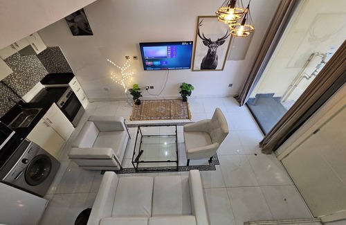 Dubai Villa | Amazing One-Bedroom Villa TownHouse