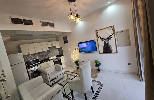 Dubai Villa | Amazing One-Bedroom Villa TownHouse