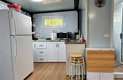 Valinda Apartment | Amazing resort with AC in La Puente - 2 bedrooms container house