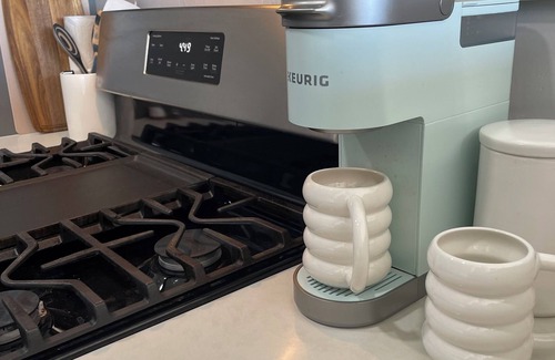 San Diego Condo | Amazing sunset views of the Bay, stylish 2BR in high-end Mission Hills