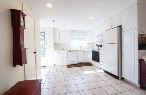 Hyannis House | Amazing townhouse in oceanfront resort, pool, beach