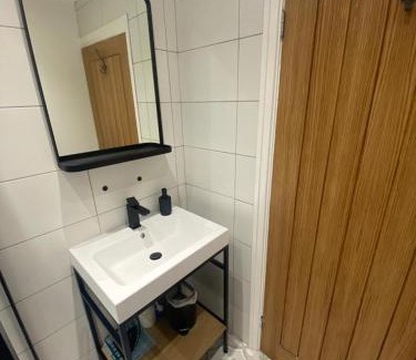 Churchtown Apartment | Amazing Two Bedroom Apartment - SR