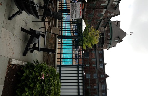 The Point Condo | Amazing view of the harbor