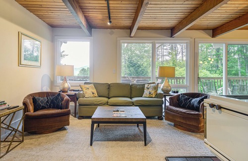 West Townshend House | Amazing View: Townshend Escape Off the Beaten Path