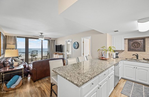Gulf Shores Condo | AMAZING VIEWS FROM THIS 2 BEDROOM 2 BATH BEACHSIDE CONDO