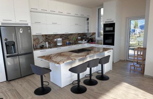 Aktio-Vonitsa Villa | Amazing Villa By The Sea