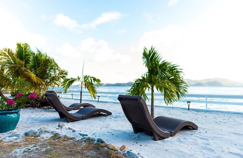 Daseys Villa | Amazing Water Front Villa West End Tortola