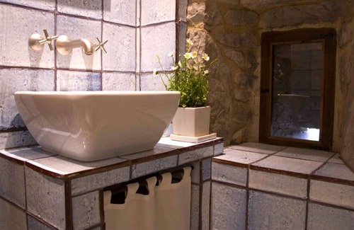 Oto Other | AMAZING XV Century Defensive Tower Near Ordesa National Park