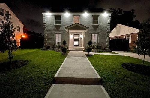 Riverside Terrace House | amazingly comfortable 3 story home