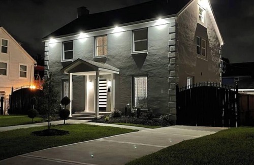 Riverside Terrace House | amazingly comfortable 3 story home