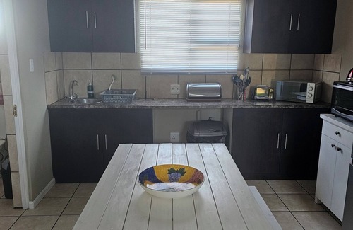 Komani Apartment | Amberdale Estate Self Catering