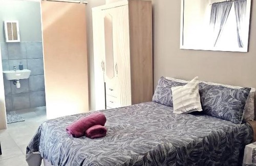 Upington Apartment | Ambiente Budget Accommodation