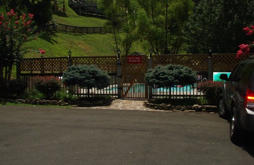 Sevierville Cabin | Ambleside Of The Smokys