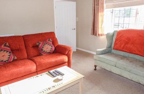 Battle House | Amelia Cottage