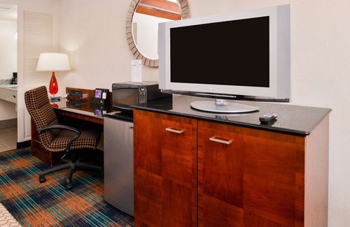 Downtown Hotel | Americas Best Value Inn Augusta Historic Downtown