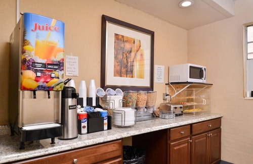 Downtown Hotel | Americas Best Value Inn Augusta Historic Downtown