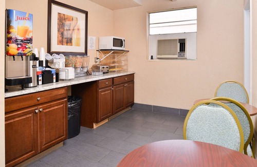 Downtown Hotel | Americas Best Value Inn Augusta Historic Downtown