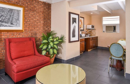 Downtown Hotel | Americas Best Value Inn Augusta Historic Downtown