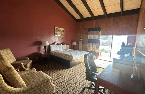 Franklin Hotel | Americas Best Value Inn Franklin