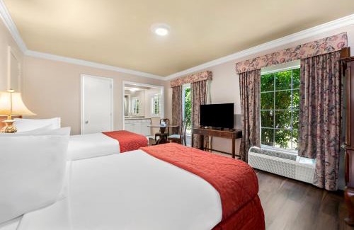 Clewiston Hotel | Americas Best Value Inn Historic Clewiston Inn