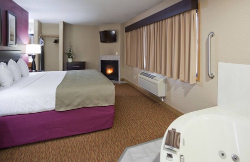 Osceola Hotel | AmericInn by Wyndham Osceola