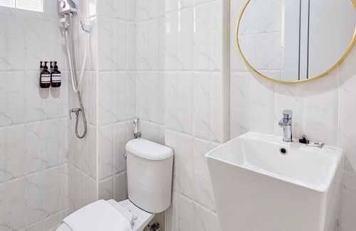 Nonthaburi Hotel | Amina Residence