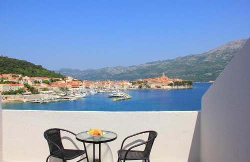 Cove Tri Zala (Zrnovo) Hotel | Aminess Younique Liburna Hotel