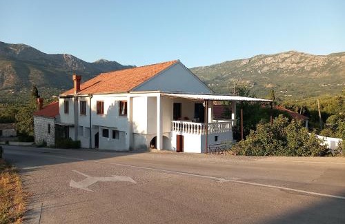 Gruda Bed & Breakfast | AMMA rooms