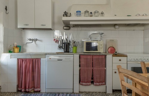Camaiore Apartment | Amongst Mediterrenean perfumes and colours w/pool, wifi,private parking and AC.
