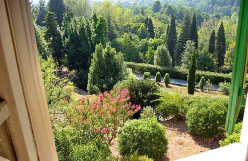 Camaiore Apartment | Amongst Mediterrenean perfumes and colours w/pool, wifi,private parking and AC.