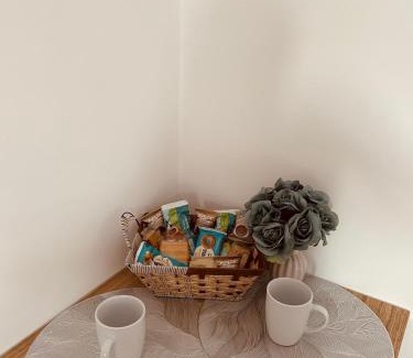 Cinecitta Bed & Breakfast | Amor home b&b - 200m dalla metro A Subaugusta